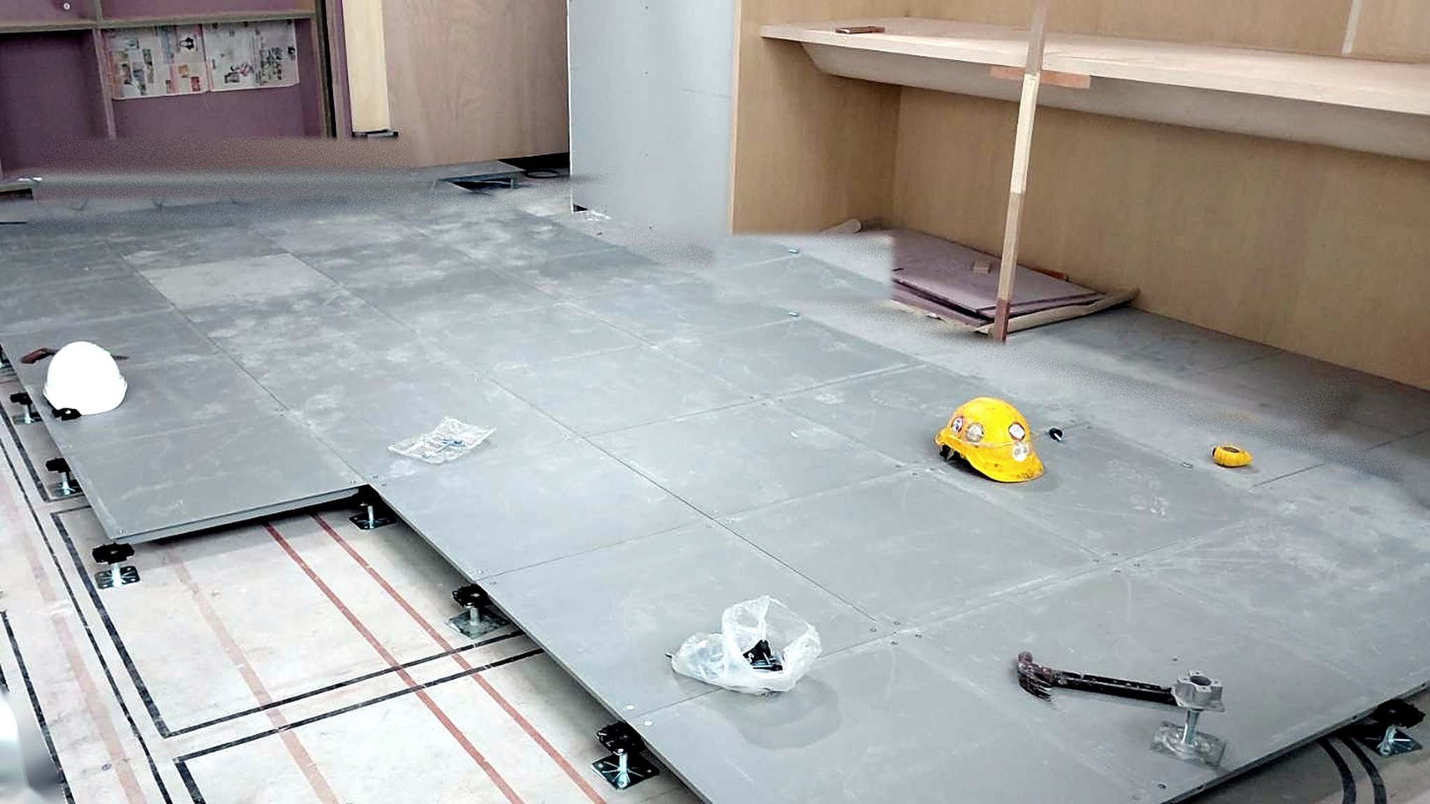 Rhino raised access floor installation